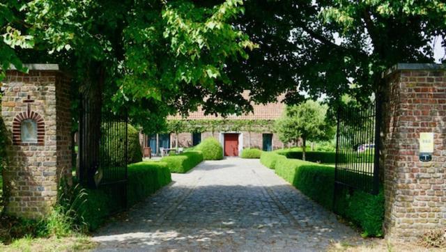 B&B De Hulst Izegem Exterior foto