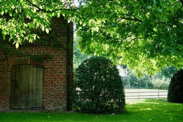 B&B De Hulst Izegem Exterior foto